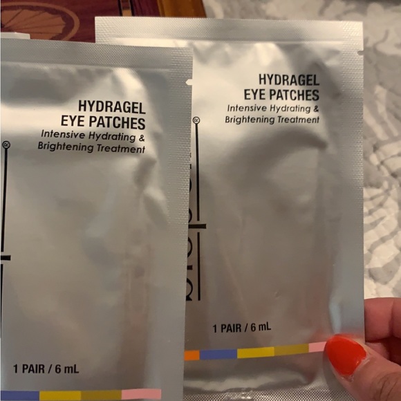 Set of eye patches 3 packs total - Picture 3 of 3